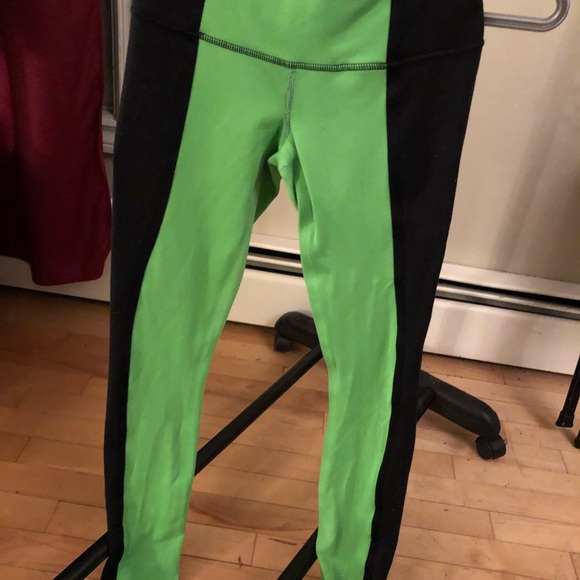 Lululemon leggings - Picture 1 of 4